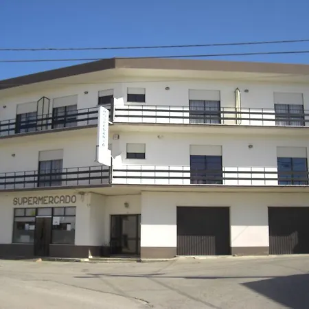 Hospedaria D'ines De Castro Affittacamere Atouguia Da Baleia